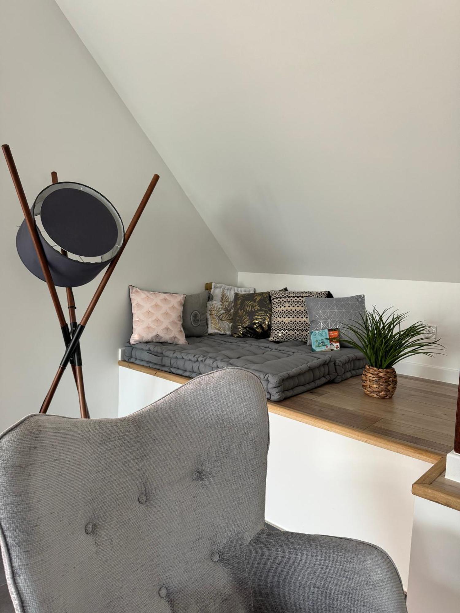 Magnifique Appartement Vue Lac - 5 Personnes Voglans Kültér fotó