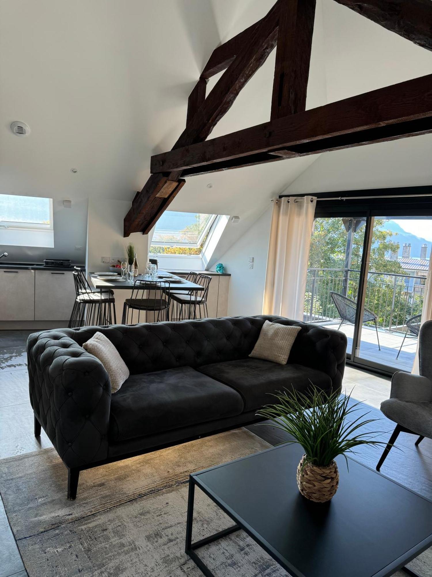 Magnifique Appartement Vue Lac - 5 Personnes Voglans Kültér fotó