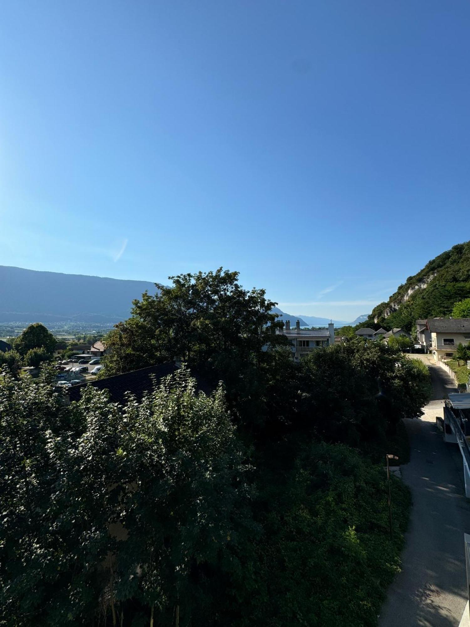 Magnifique Appartement Vue Lac - 5 Personnes Voglans Kültér fotó