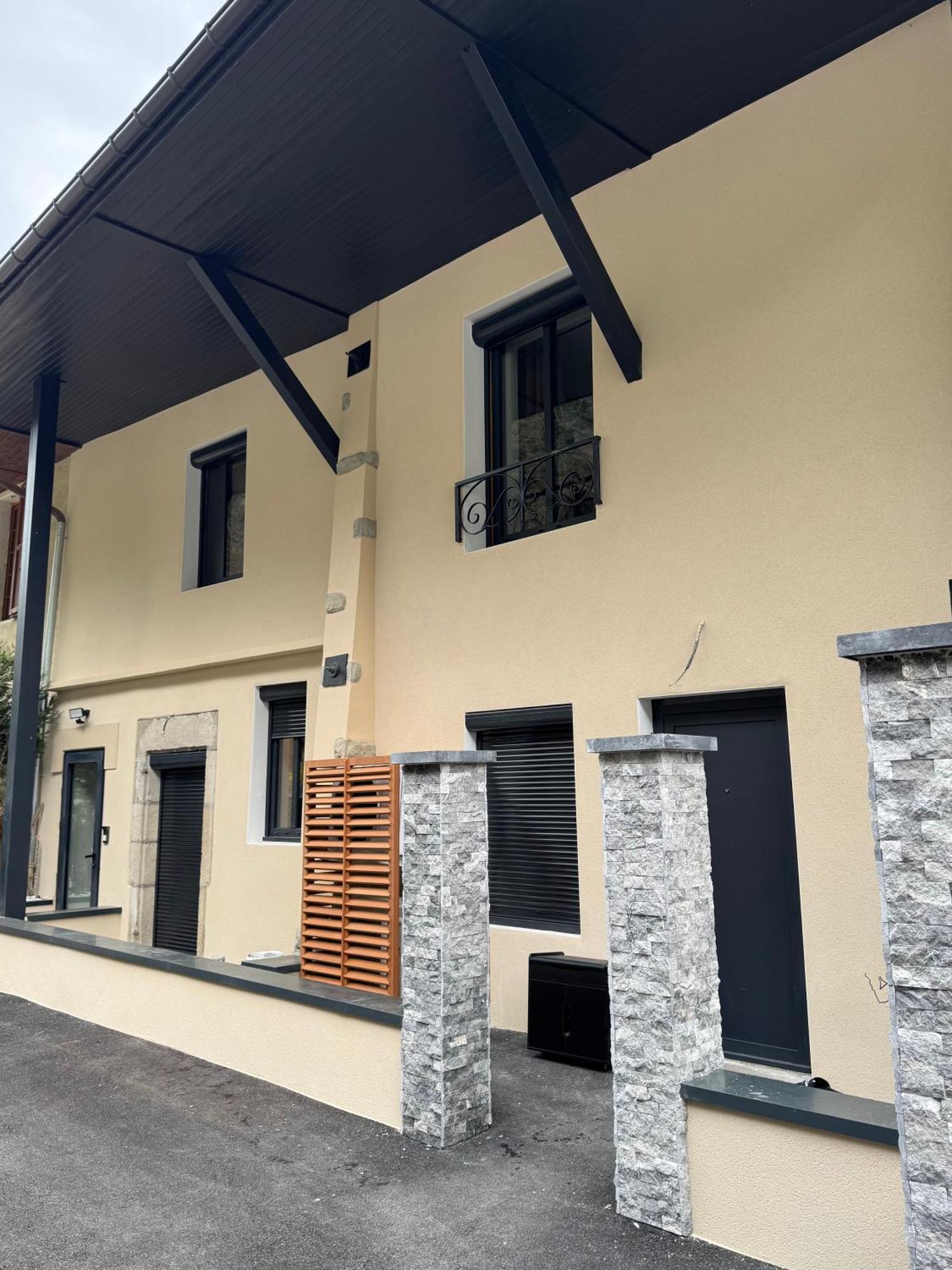 Magnifique Appartement Vue Lac - 5 Personnes Voglans Kültér fotó