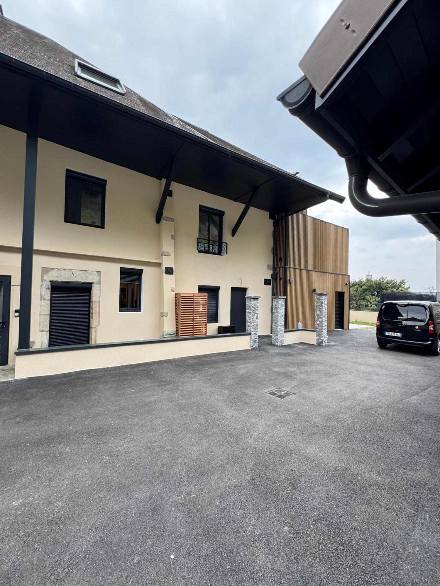 Magnifique Appartement Vue Lac - 5 Personnes Voglans Kültér fotó